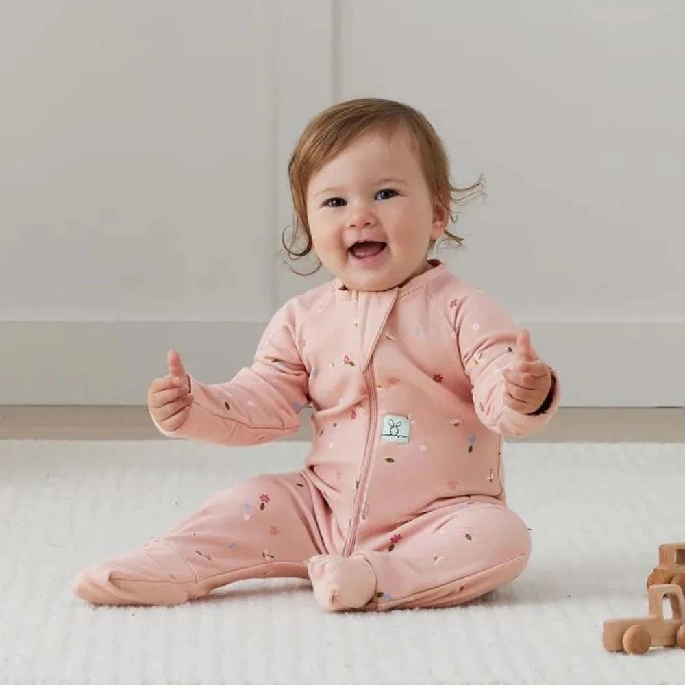 Ergopouch 1.0 Tog Layers Onesie Daisies