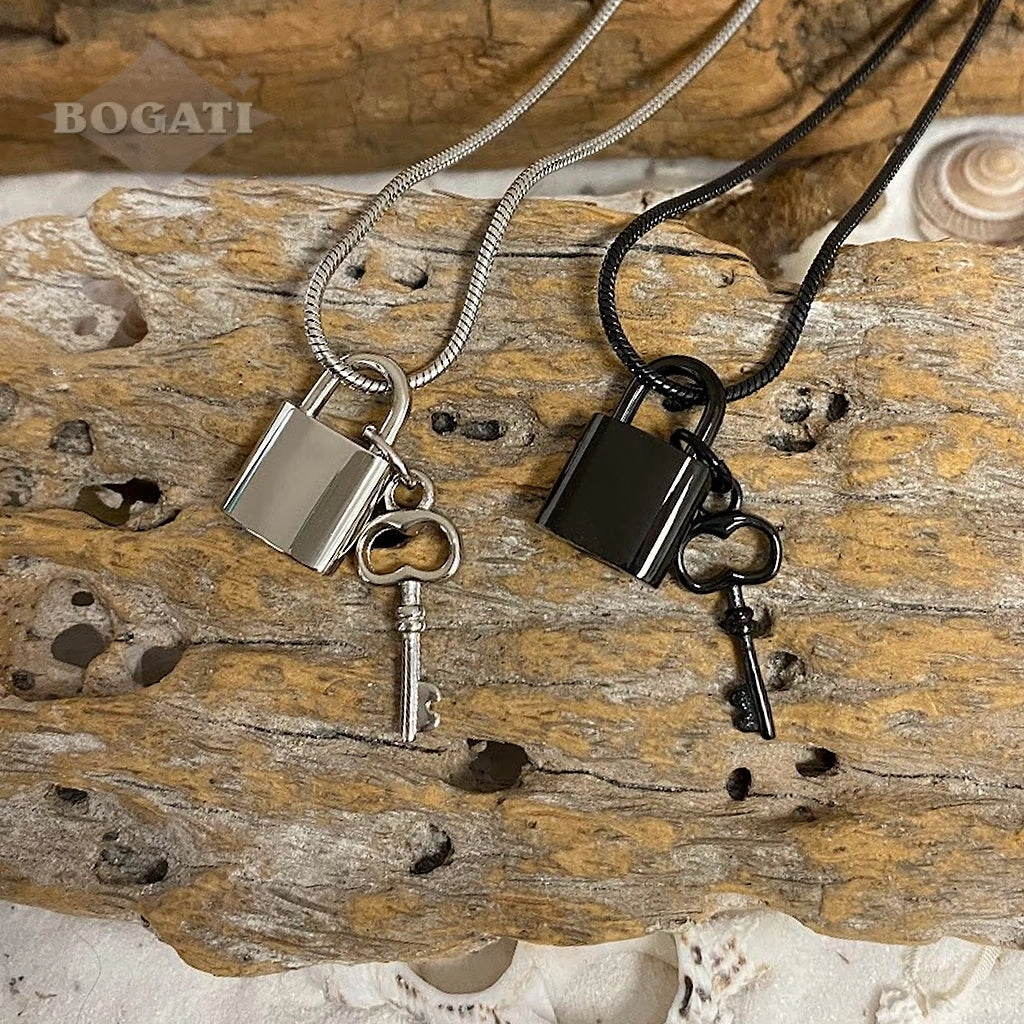 J-197 - Lock and Key  ~Pendant with Chain