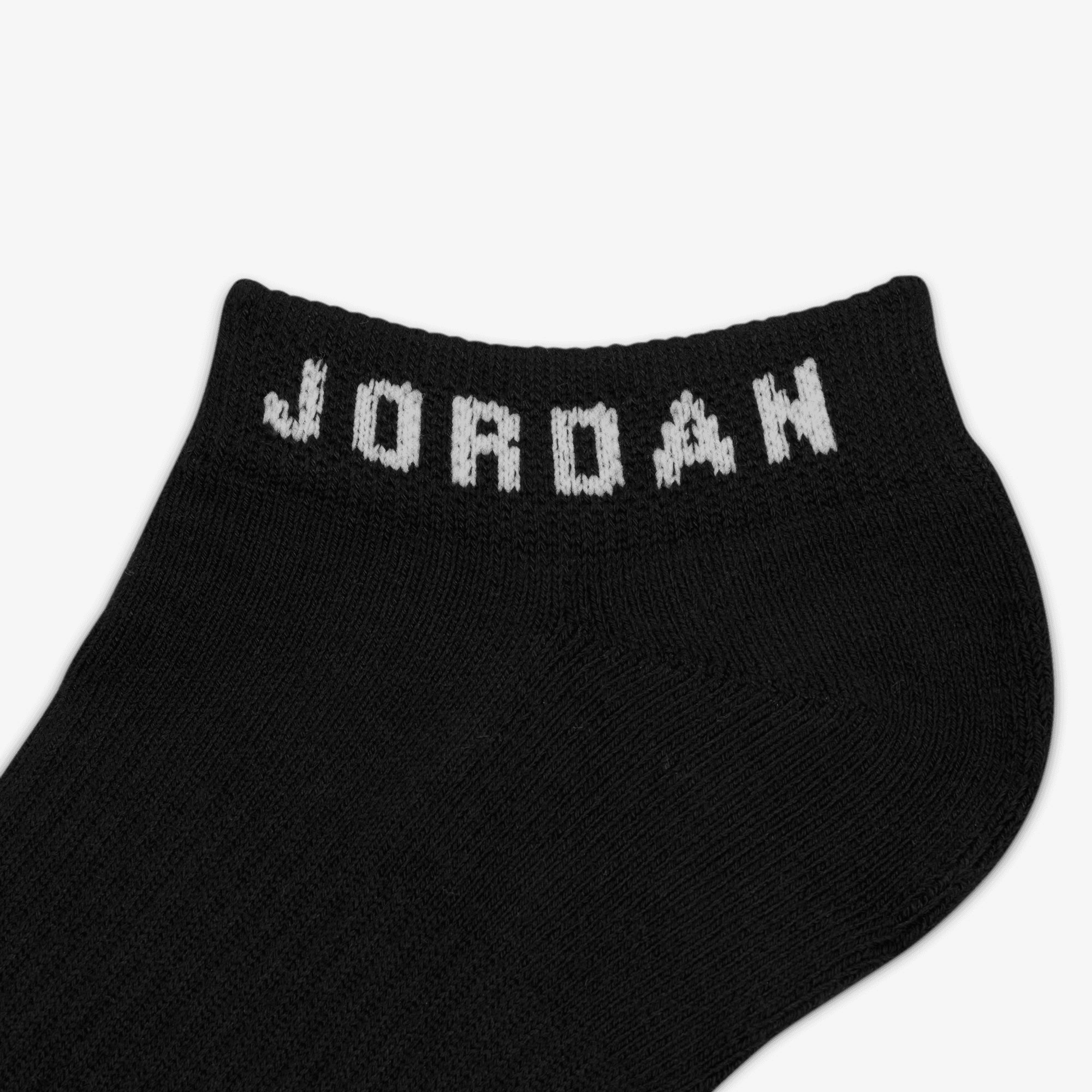 Jordan | EVERYDAY NO-SHOW SOCKS (3 PAIRS) { BLACK/WHITE