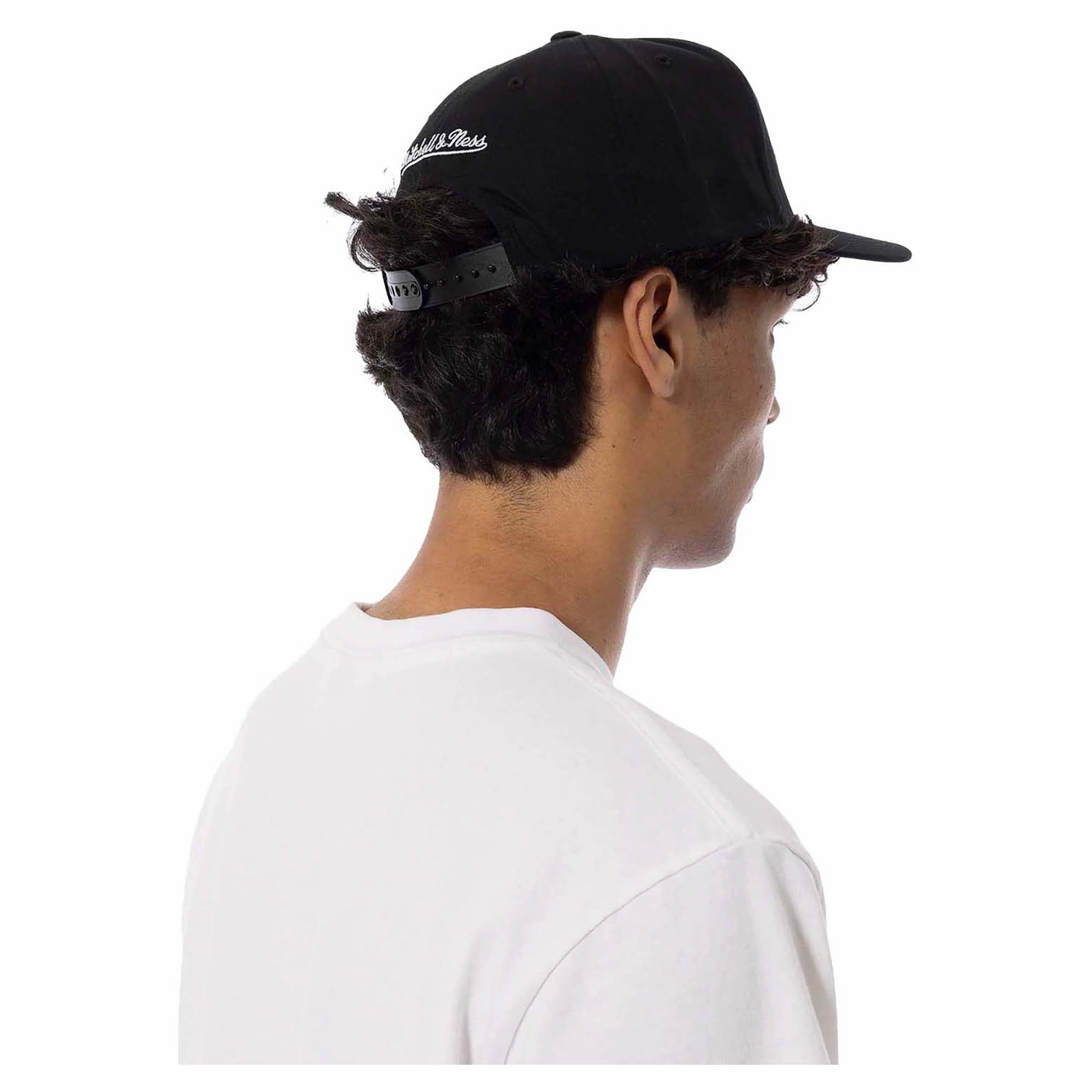 MVP NBA Charlotte Hornets Team Colour Logo Snapback Cap
