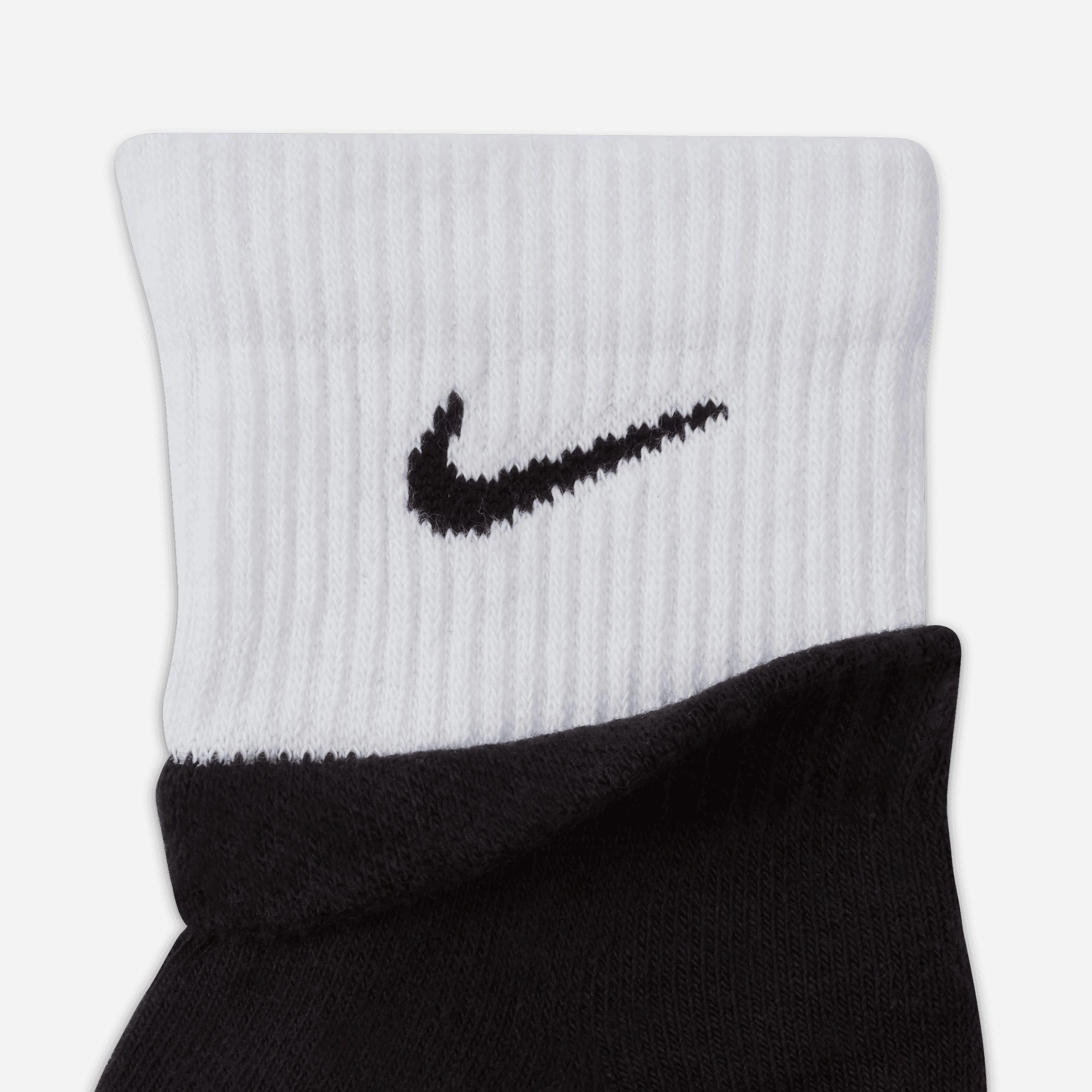 NIKE | EVERYDAY PLUS CUSHIONED TRAINING ANKLE SOCKS { BLACK/WHITE/BLACK