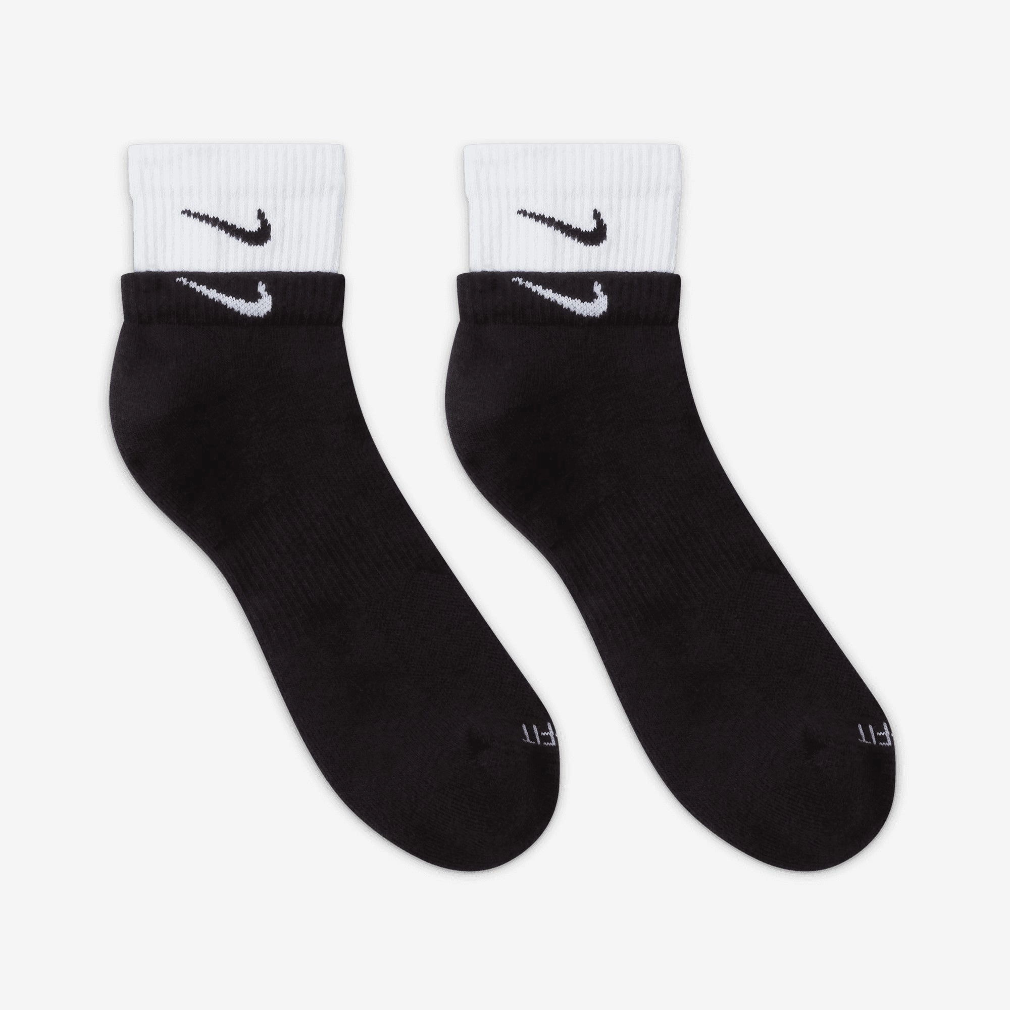 NIKE | EVERYDAY PLUS CUSHIONED TRAINING ANKLE SOCKS { BLACK/WHITE/BLACK