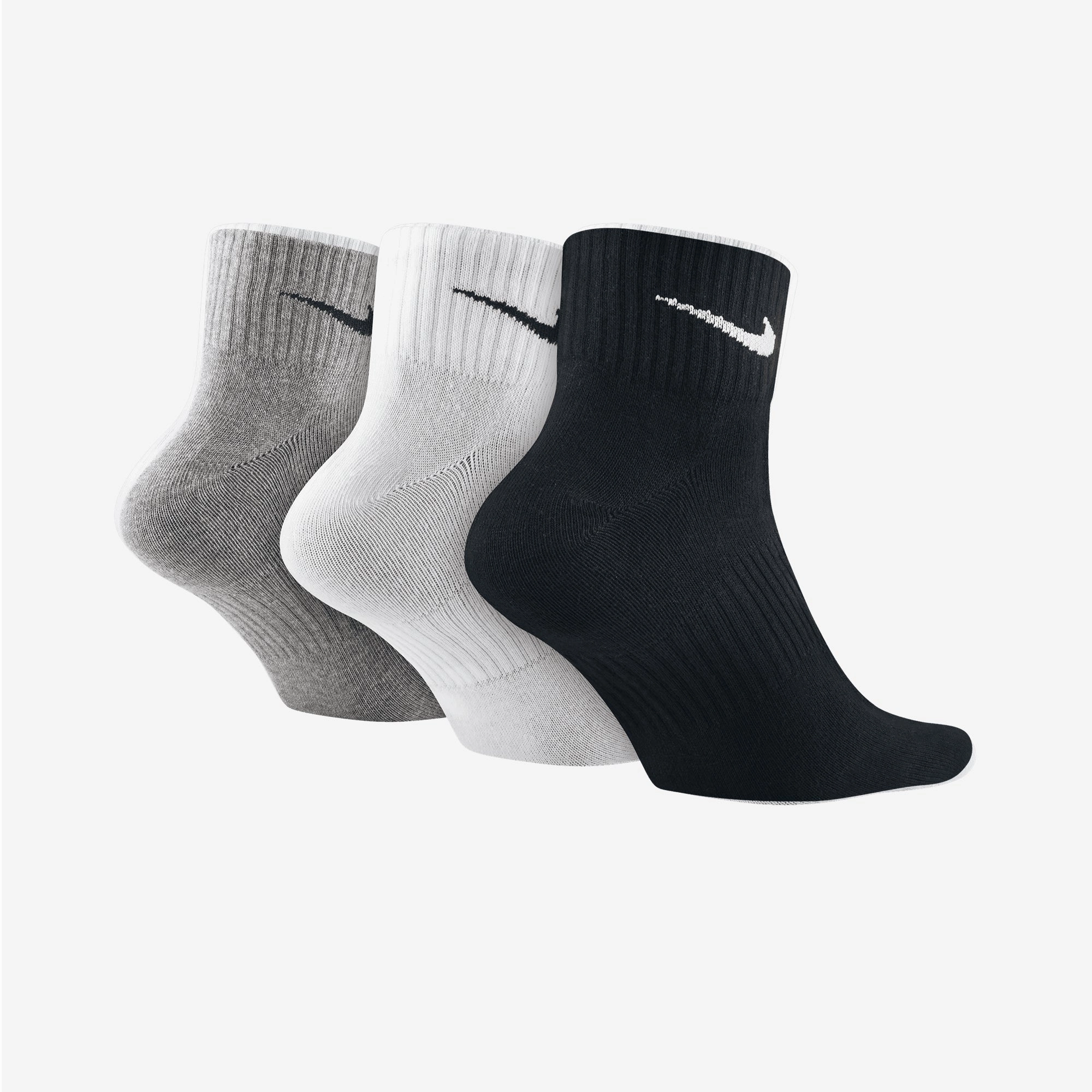 NIKE | PERFORMANCE LIGHTWEIGHT TRAINING ANKLE SOCKS (3 PAIRS) { GREY/WHITE/BLACK