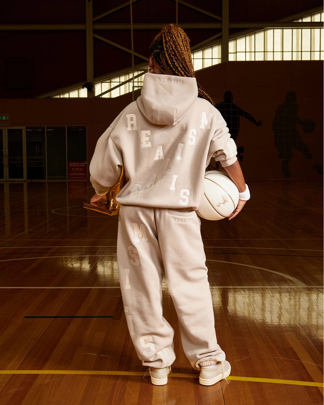 SSS REALISM GRANDSTAND SWEATPANTS SANDSTONE
