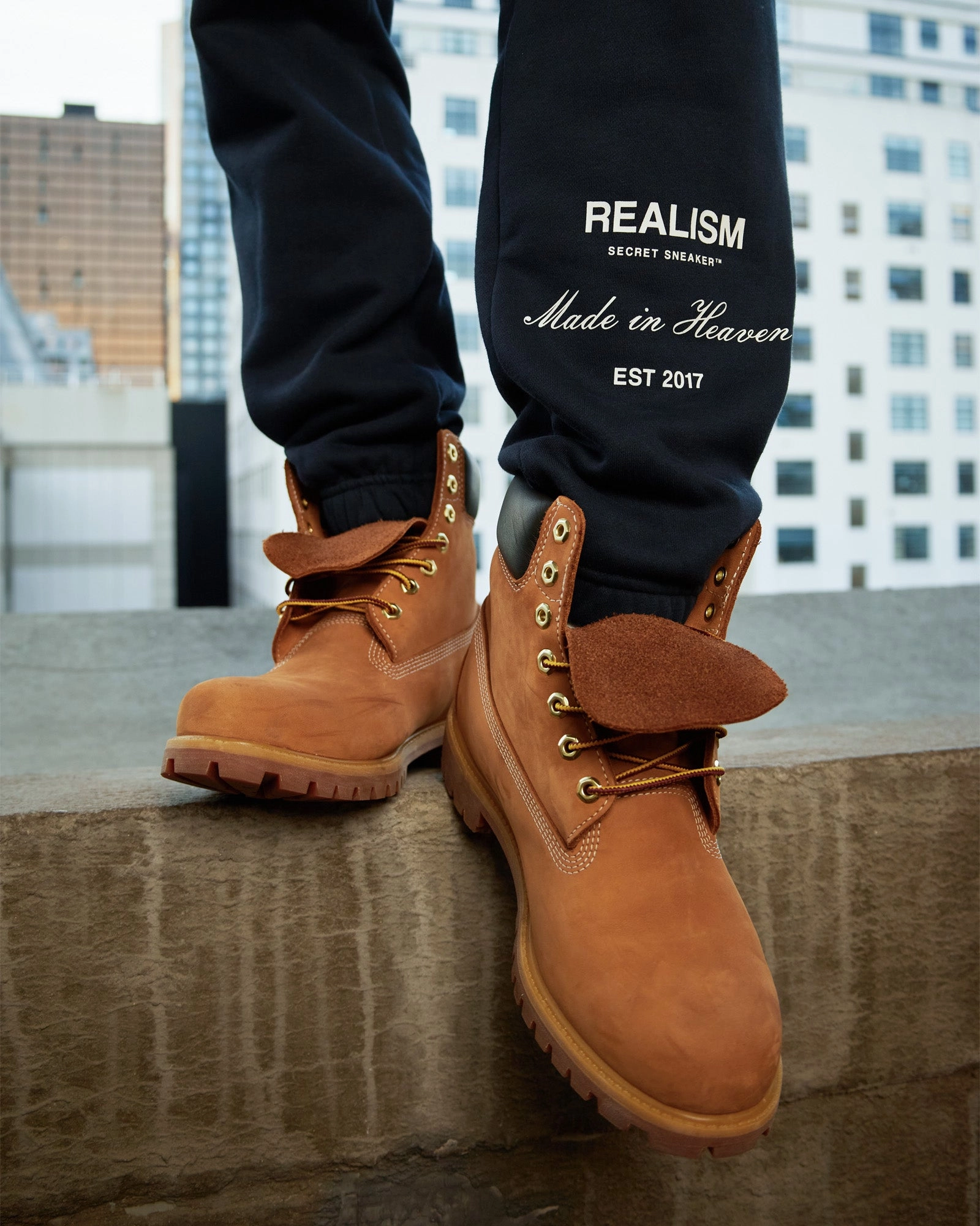 SSS REALISM RADIANT SWEATPANTS ROYAL NAVY