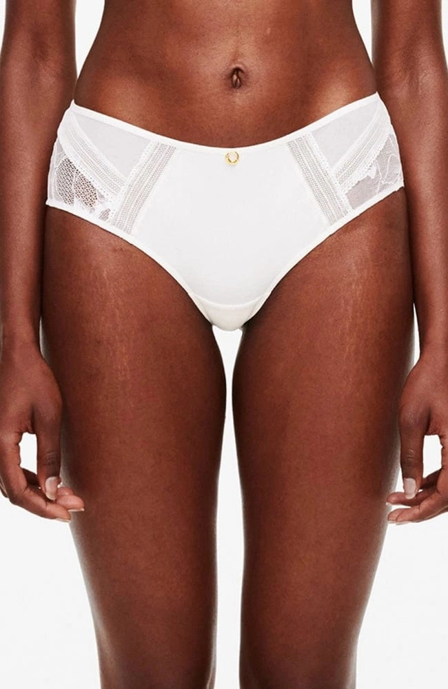 True Lace Shorty