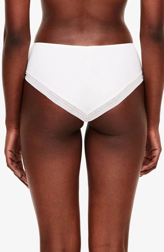 True Lace Shorty