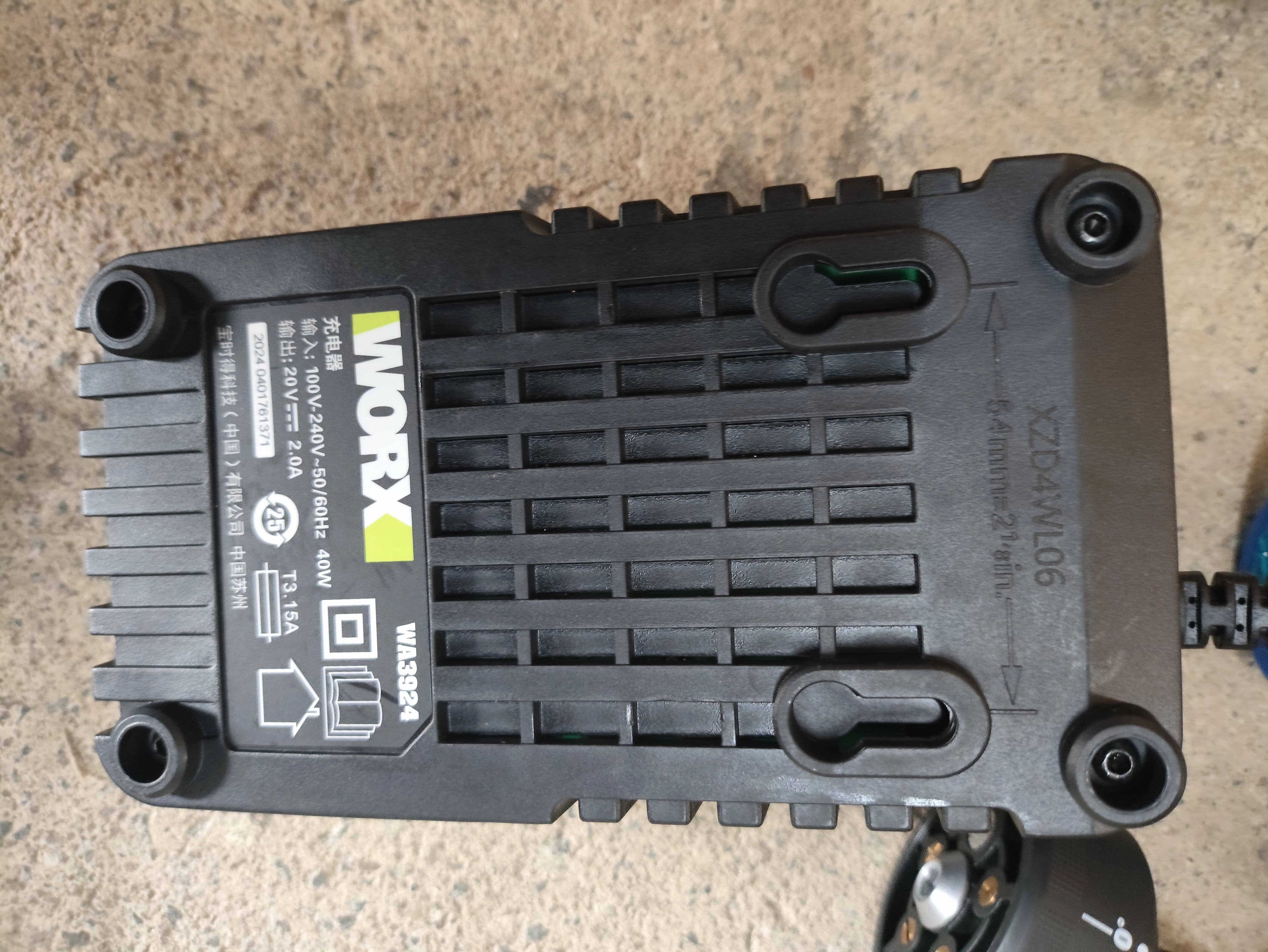 WORX WU630.9 Cordless Brushless Portable Battery Car Wash Pressure Washer 20V 4.0Ah 6M Hose | Model : HPW-WU629-20V